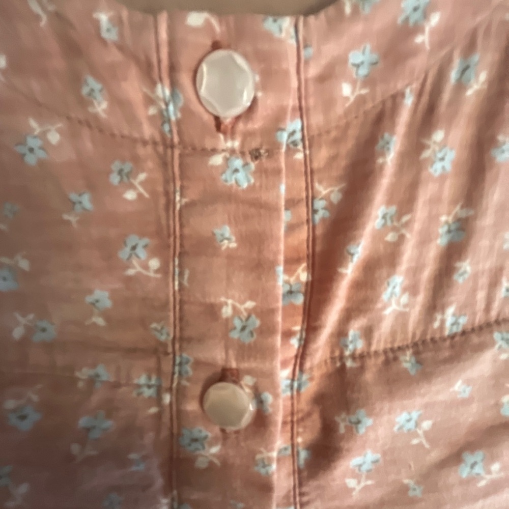 Dusty Rose Button Down Floral Blouse with Ruffled Sleeves​ - Picture 5 of 8